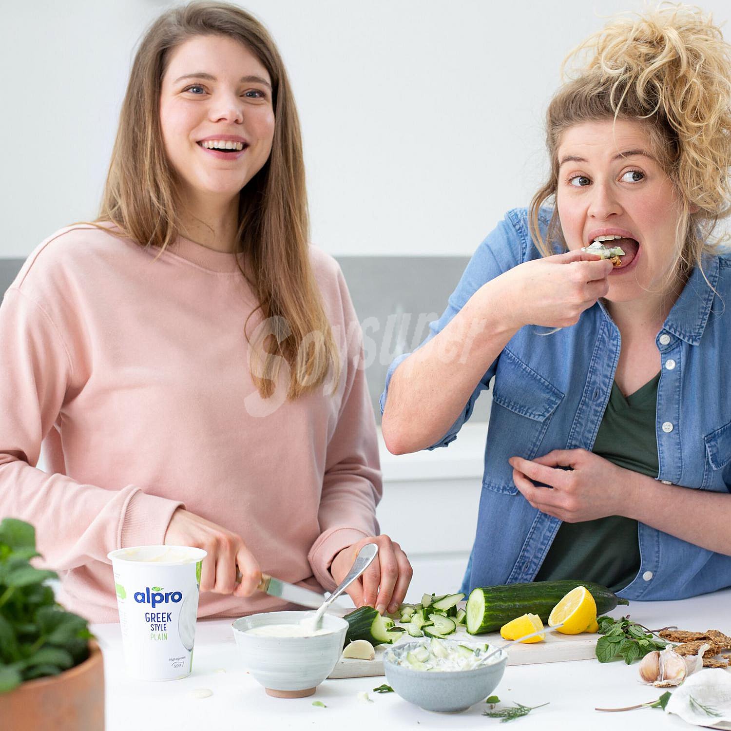 Preparado de soja natural tipo skyr alto en proteína Alpro