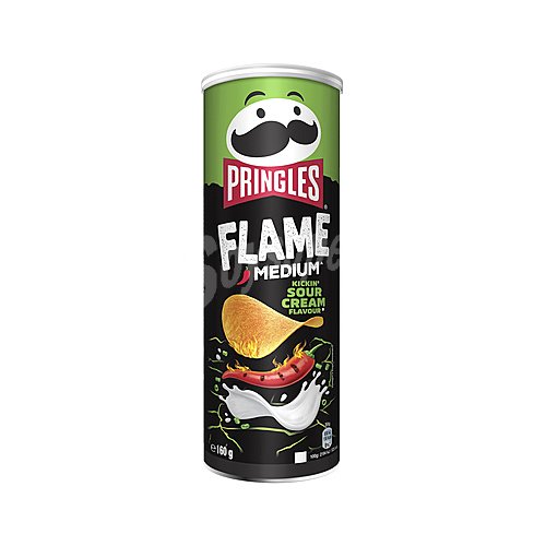 Pringles Patatas con forma de teja y sabor a chile con notas de crema agria pringles flame