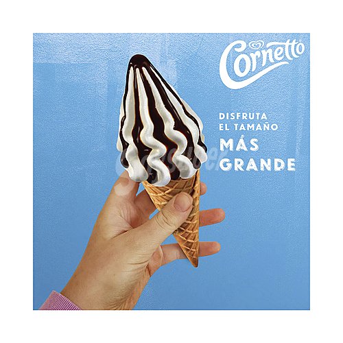 Cornetto Conos de helado de vainilla, con topping de salsa de chocolate y trocitos de avellana cornetto XXL