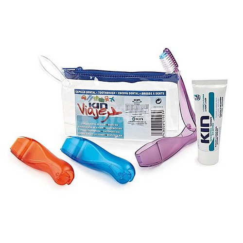 Kit de viaje infantil compuesto por cepillo dental, fluor·kin junior y gel dentífrico