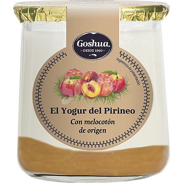 Yogur con melocotón con lleche fresca del pirineo