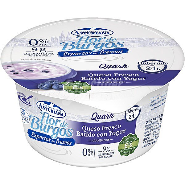 Asturiana quark queso fresco desnatado 0% m.g batido con yogur de arándanos